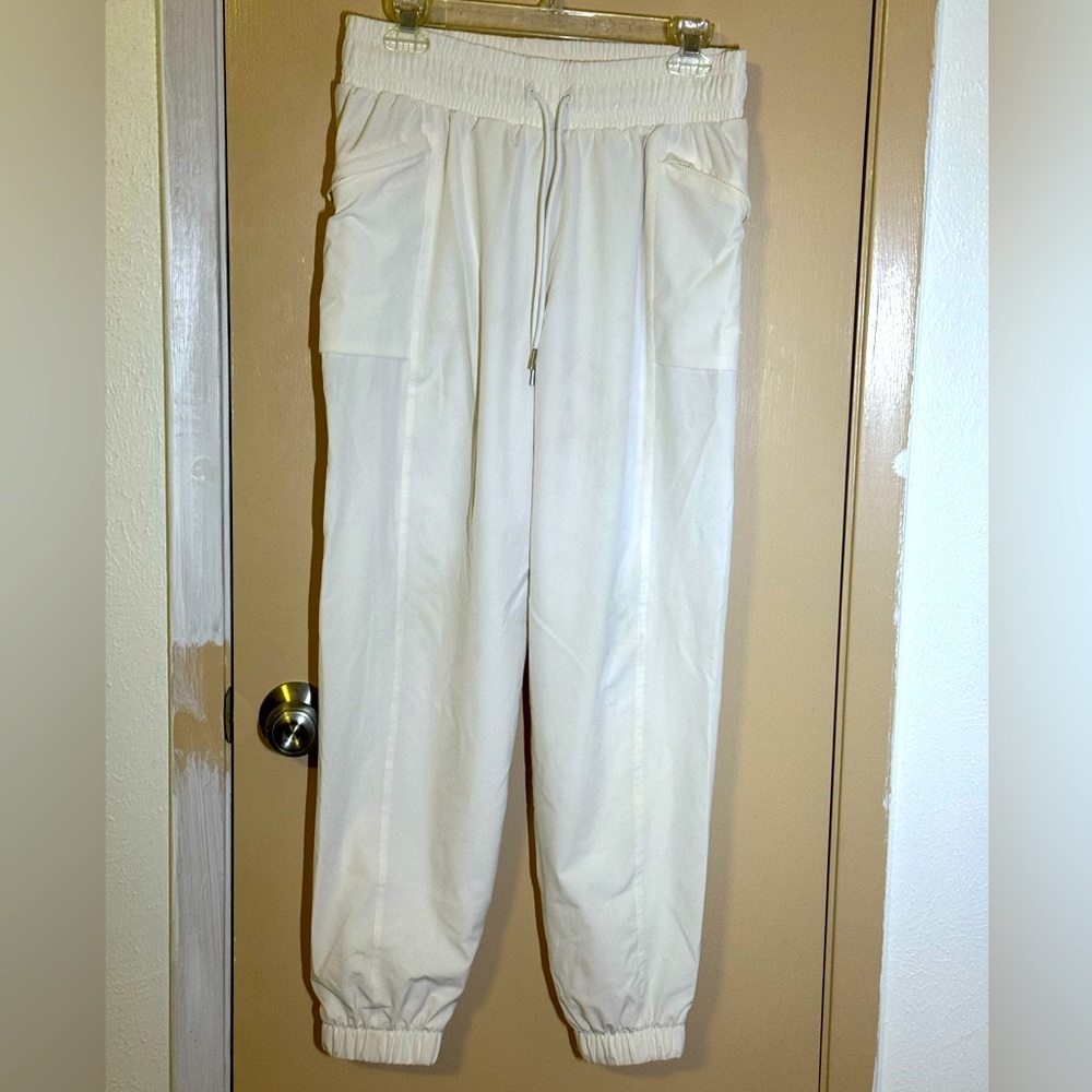Women’s Jogger Pants